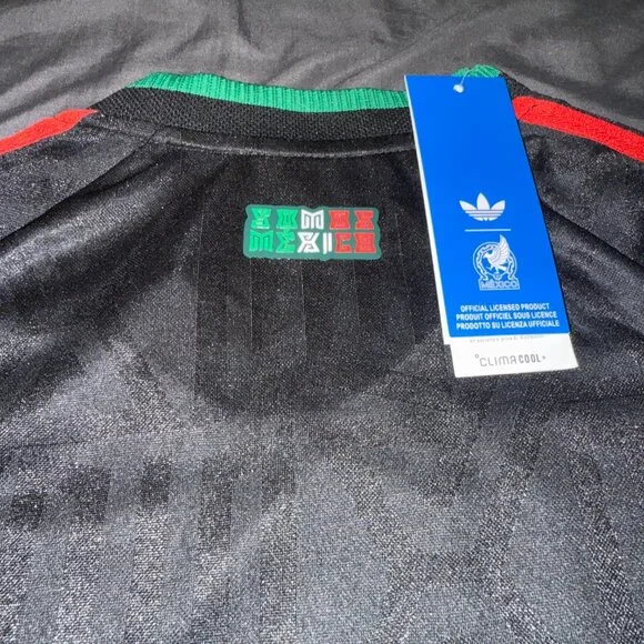 Mexico  World Cup Slim Fit 3rd Jersey Trefoil Men’s Futbol - Picture 2 of 4